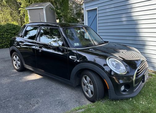 2017 MINI Hardtop Cooper