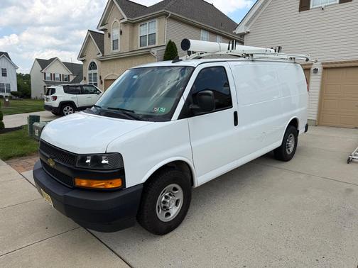 White 2019 Chevrolet Express 2500 Work Van