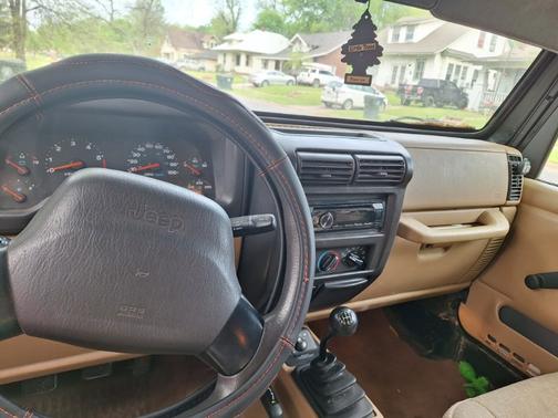 Black 2002 Jeep Wrangler X