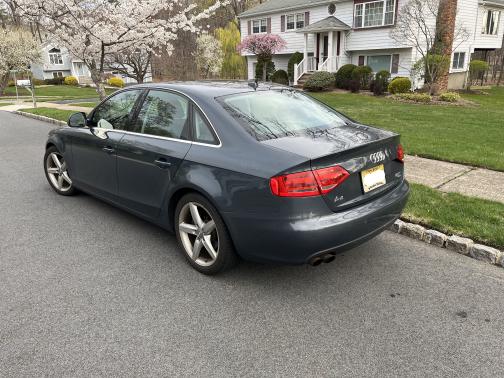 2009 Audi A4 2.0T Premium quattro
