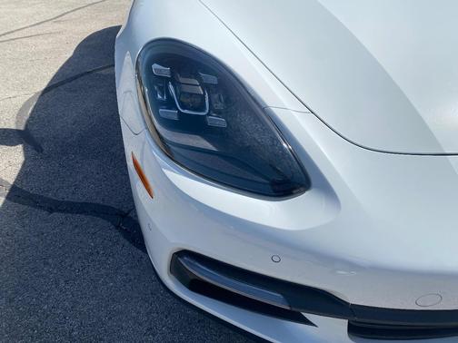 White 2018 Porsche Panamera Panamera 4 E-Hybrid