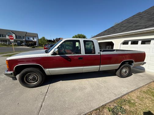 Red 1994 GMC Sierra 1500 SL Extended Cab