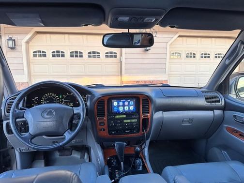 1999 Lexus LX 470 Base