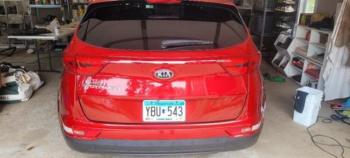 Red 2018 Kia Sportage LX