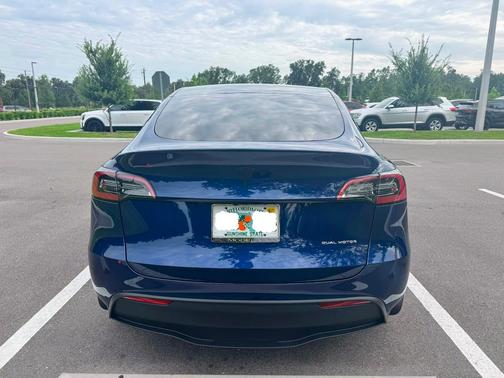 Blue 2023 Tesla Model Y Long Range