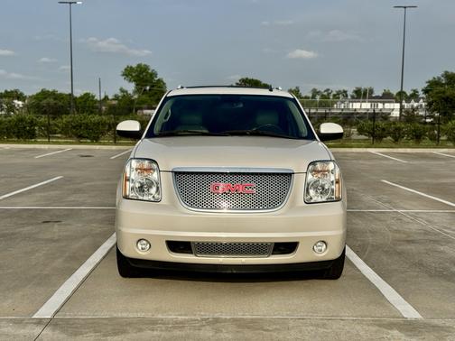 2013 GMC Yukon XL Denali
