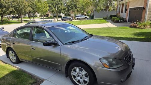 Beige 2006 Nissan Altima 2.5 S