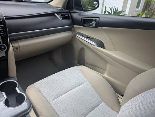 2013 Toyota Camry Hybrid XLE