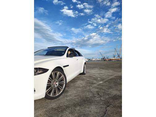 2015 Jaguar XJ XJL Portfolio