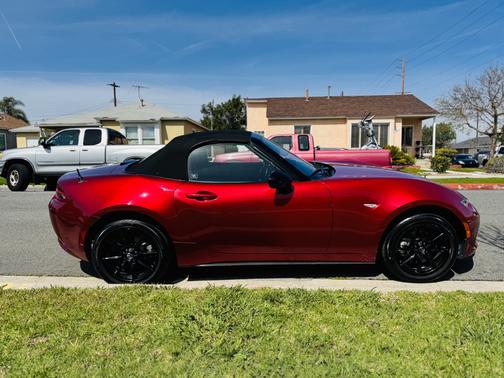 2021 Mazda MX-5 Miata Sport