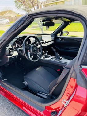 2021 Mazda MX-5 Miata Sport