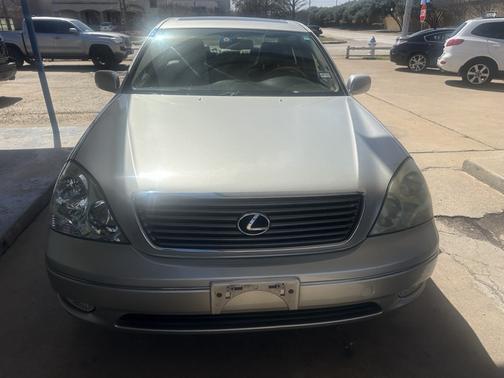 2002 Lexus LS 430 Base