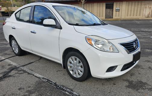 2014 Nissan Versa 1.6 SV