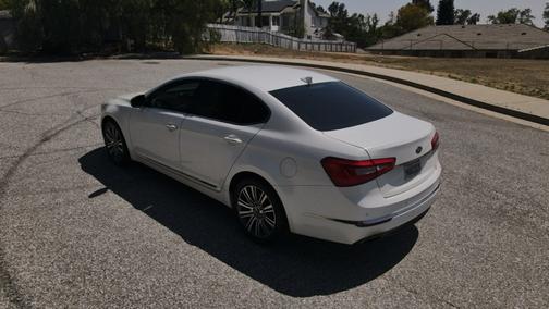 2015 Kia Cadenza Premium