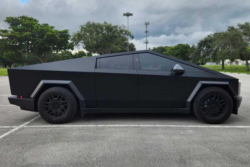 2024 Tesla Cybertruck AWD