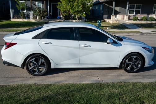 White 2023 Hyundai ELANTRA SEL