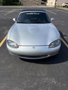 Silver 1999 Mazda MX-5 Miata Base