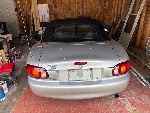 Silver 1999 Mazda MX-5 Miata Base