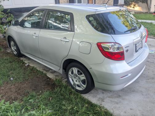 2009 Toyota Matrix Base