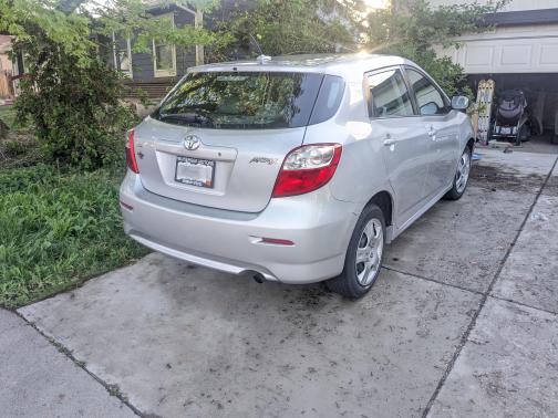 2009 Toyota Matrix Base