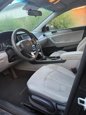 Black 2019 Hyundai SONATA SE
