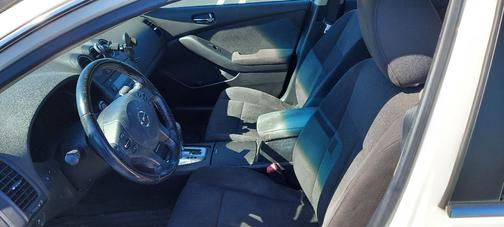 White 2012 Nissan Altima 2.5 S