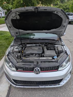 2015 Volkswagen Golf GTI 2.0T S 4-Door