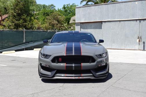 Gray 2018 Ford Shelby GT350R Base