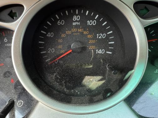 2004 Toyota Highlander Base