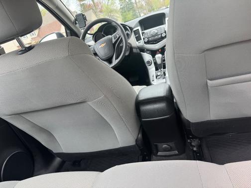 2015 Chevrolet Cruze 1LT