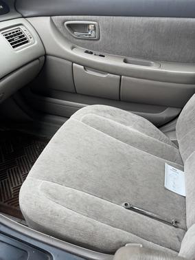 2000 Toyota Avalon XL