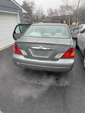 2000 Toyota Avalon XL