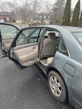 2000 Toyota Avalon XL