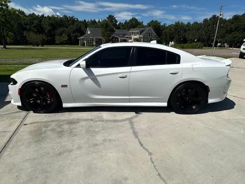 2018 Dodge Charger SRT 392