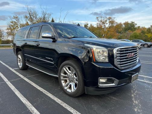 Black 2018 GMC Yukon XL SLT