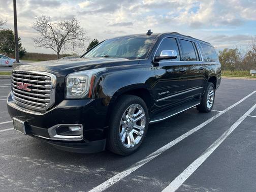 Black 2018 GMC Yukon XL SLT