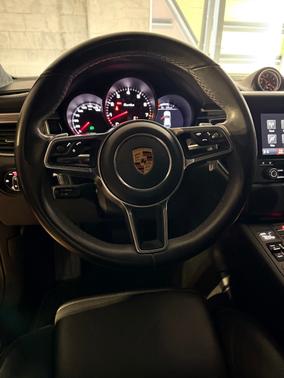 Black 2018 Porsche Macan Macan Turbo