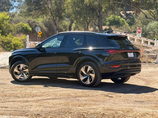 Black 2025 Audi Q6 e-tron Premium Plus quattro