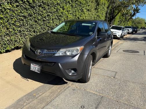2013 Toyota RAV4 LE