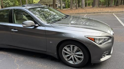Gray 2015 INFINITI Q50 Base