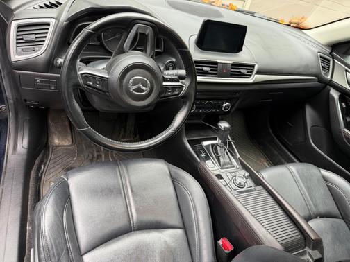 Blue 2018 Mazda Mazda3 Touring