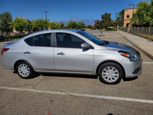 2015 Nissan Versa 1.6 SV