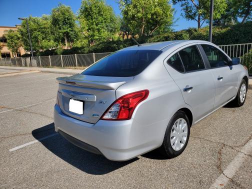 2015 Nissan Versa 1.6 SV
