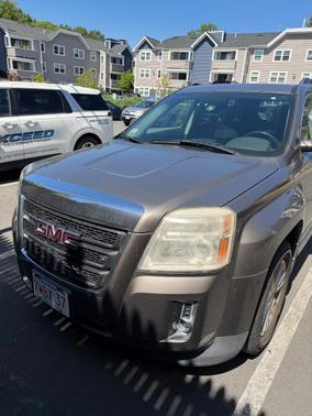 Gold 2012 GMC Terrain SLE-2