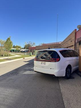 2025 Chrysler Pacifica Hybrid Select