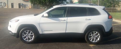 Photo 1 of 7 of 2014 Jeep Cherokee Latitude