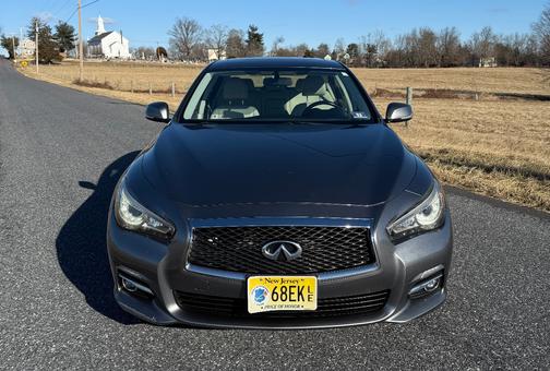 2015 INFINITI Q50 Base