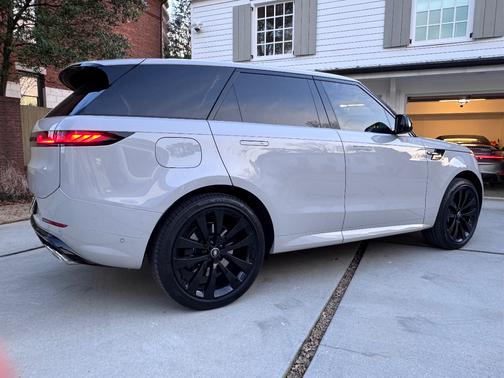 2025 Land Rover Range Rover Sport P530 Dynamic SE