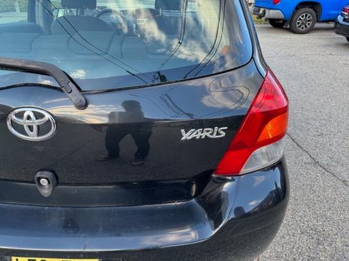 2011 Toyota Yaris Base