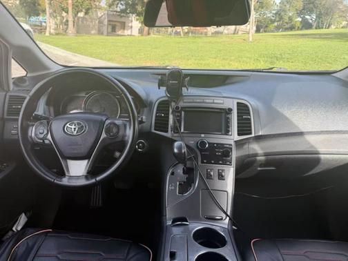 2013 Toyota Venza XLE